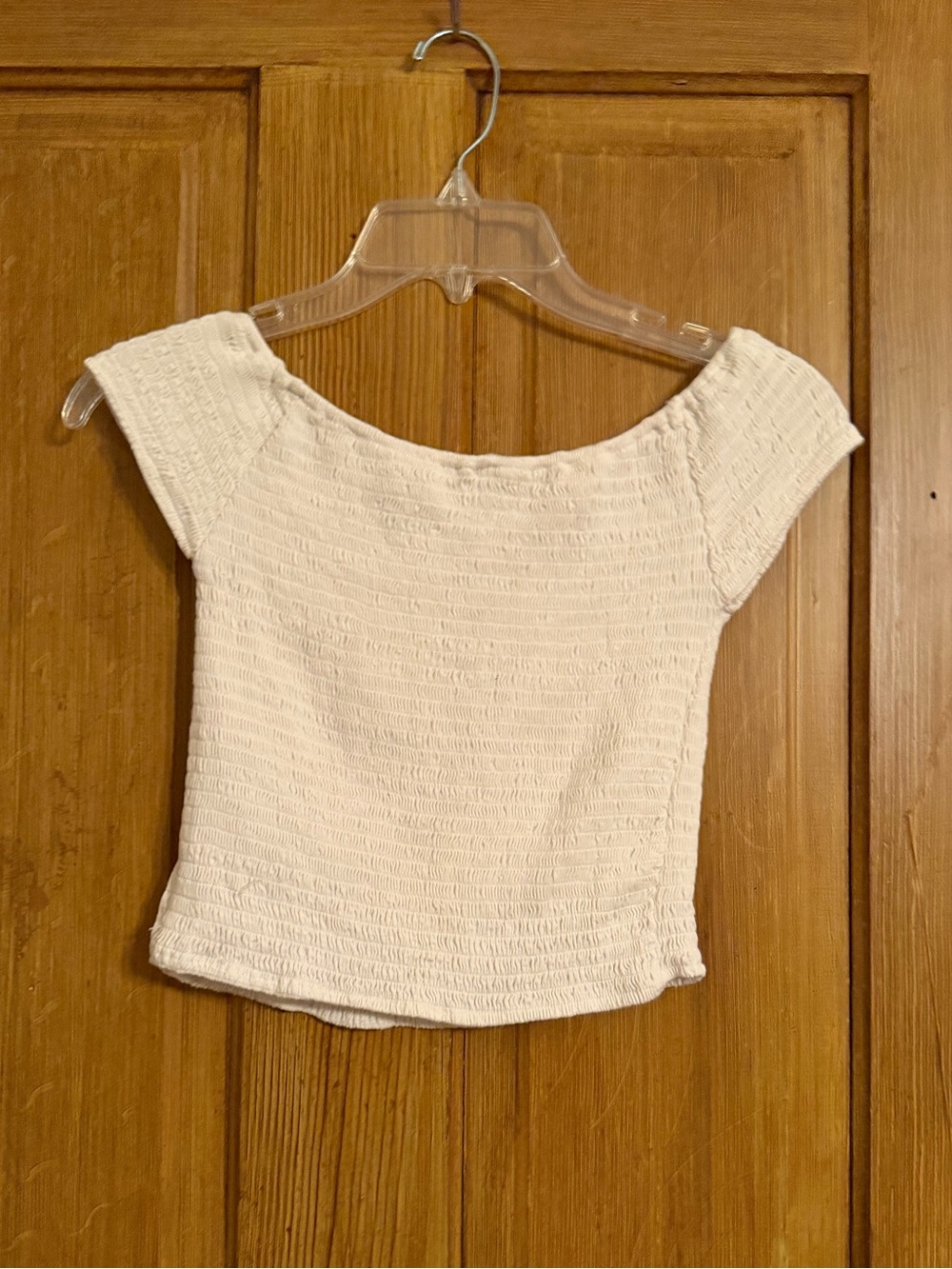 4/$20💫 Brandy Melville White Smocked Off Shoulder Crop Top One Size 4/$20 💫